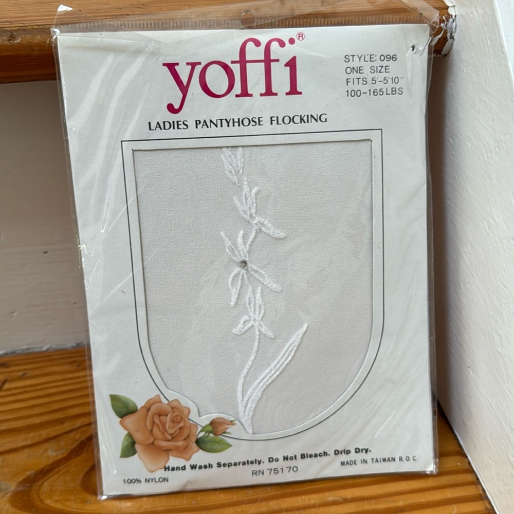 Yoffi Vintage Bridal Rhinestone Embellished Pantyhose White One Size VTG